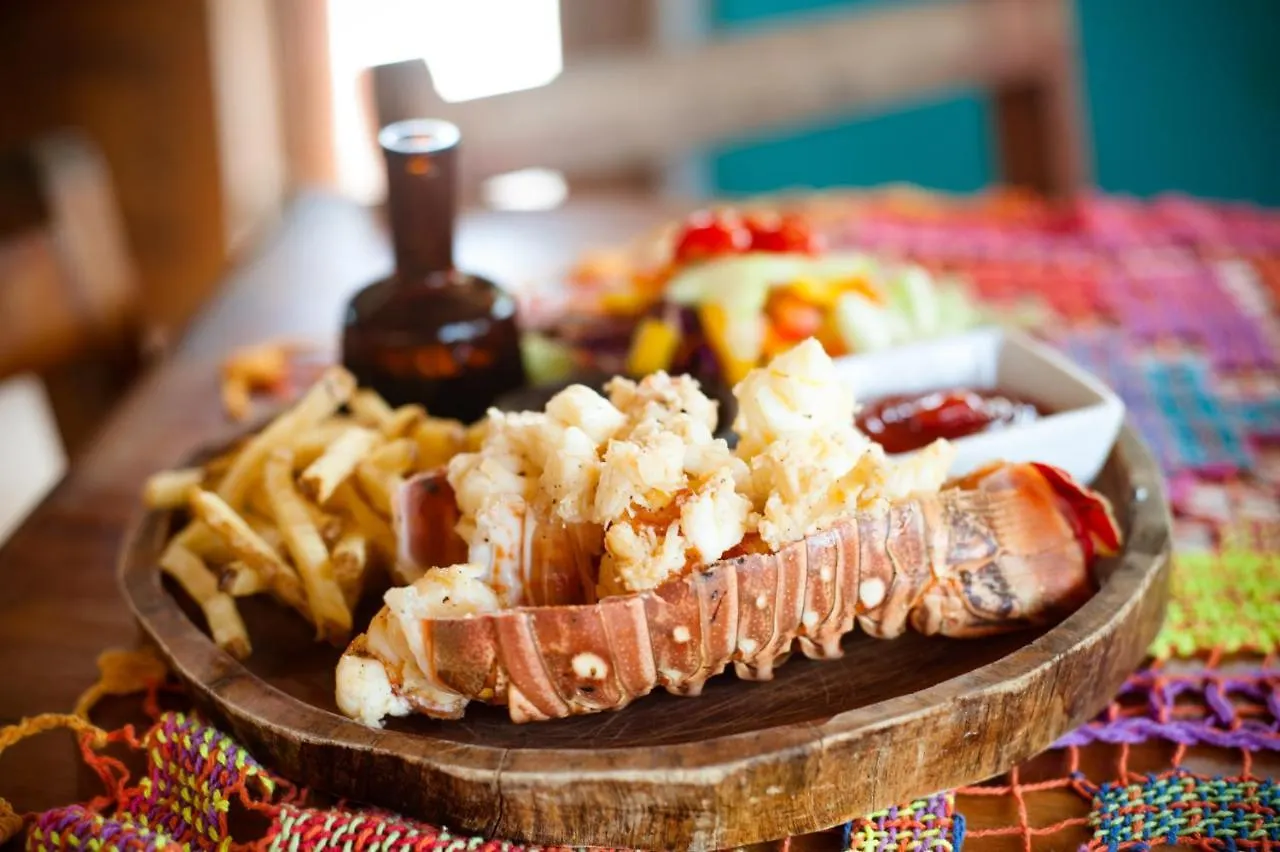 Nacional Beach Club & Bungalows マアウアル ホテル