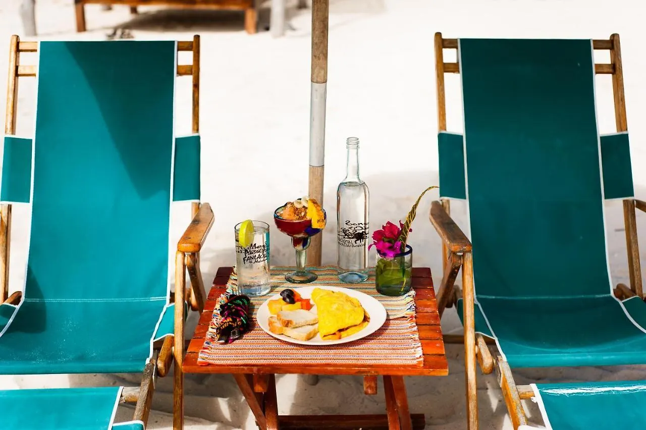 Nacional Beach Club & Bungalows Mahahual 3*,  Meksika