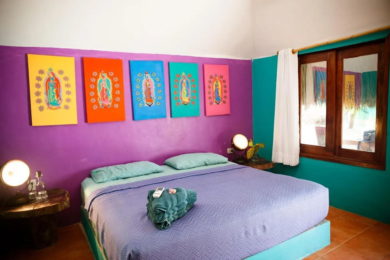 Nacional Beach Club & Bungalows Mahahual 3*,  Meksika