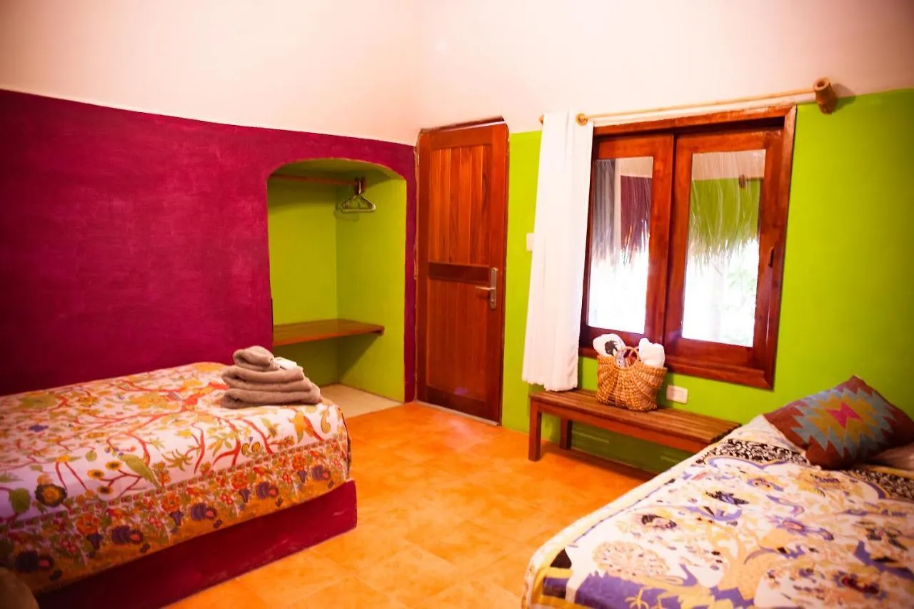 Nacional Beach Club & Bungalows Mahahual 3*,  Meksika