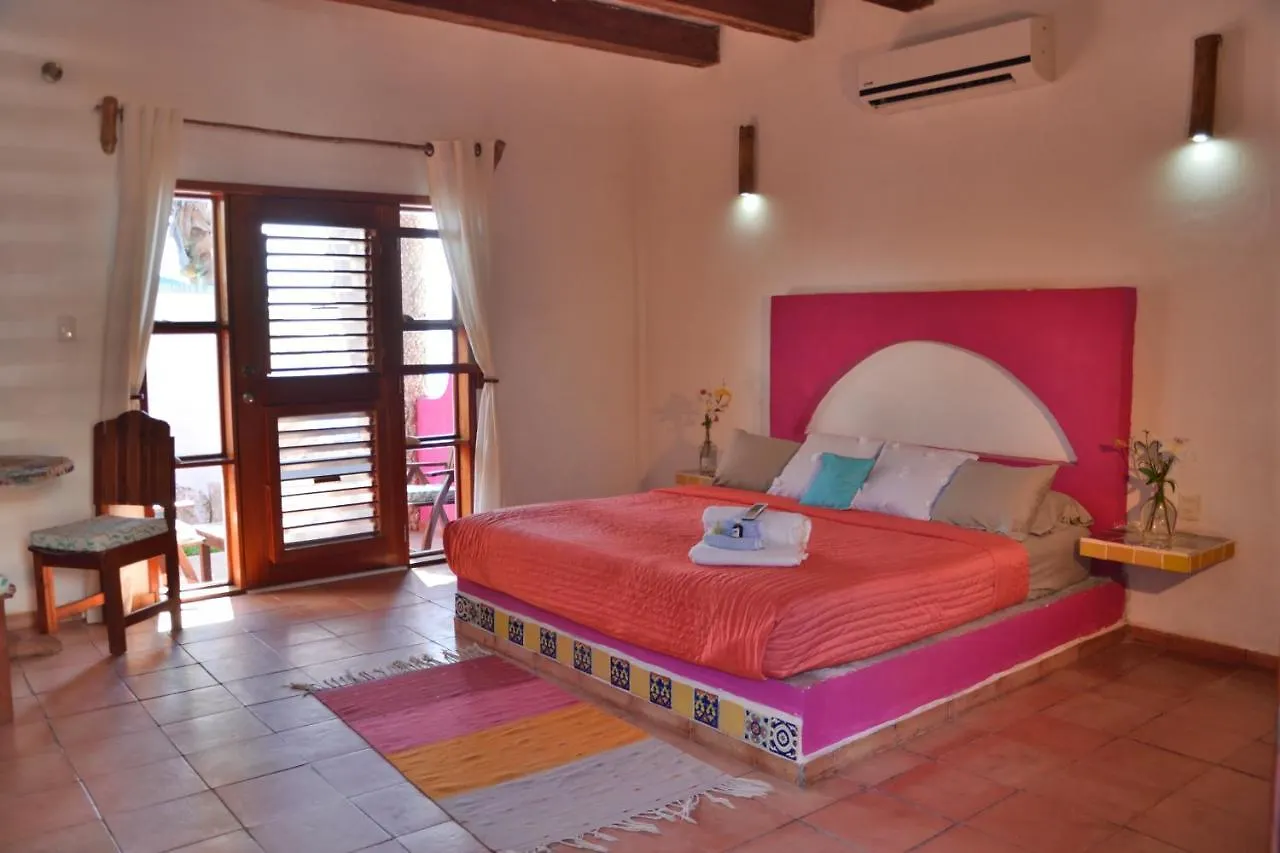 Nacional Beach Club & Bungalows Mahahual